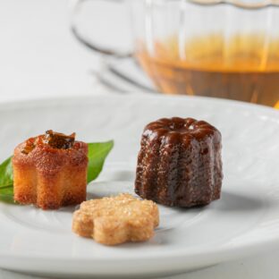 Synagerのカヌレを食べてほしいなと思う