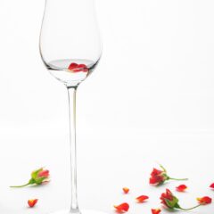 芳香水の香りで始まる、心躍る香りのフレンチコース